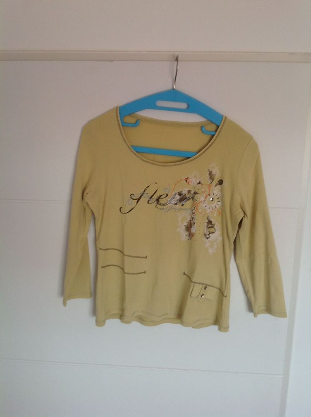 Tee-shirt Vêtements