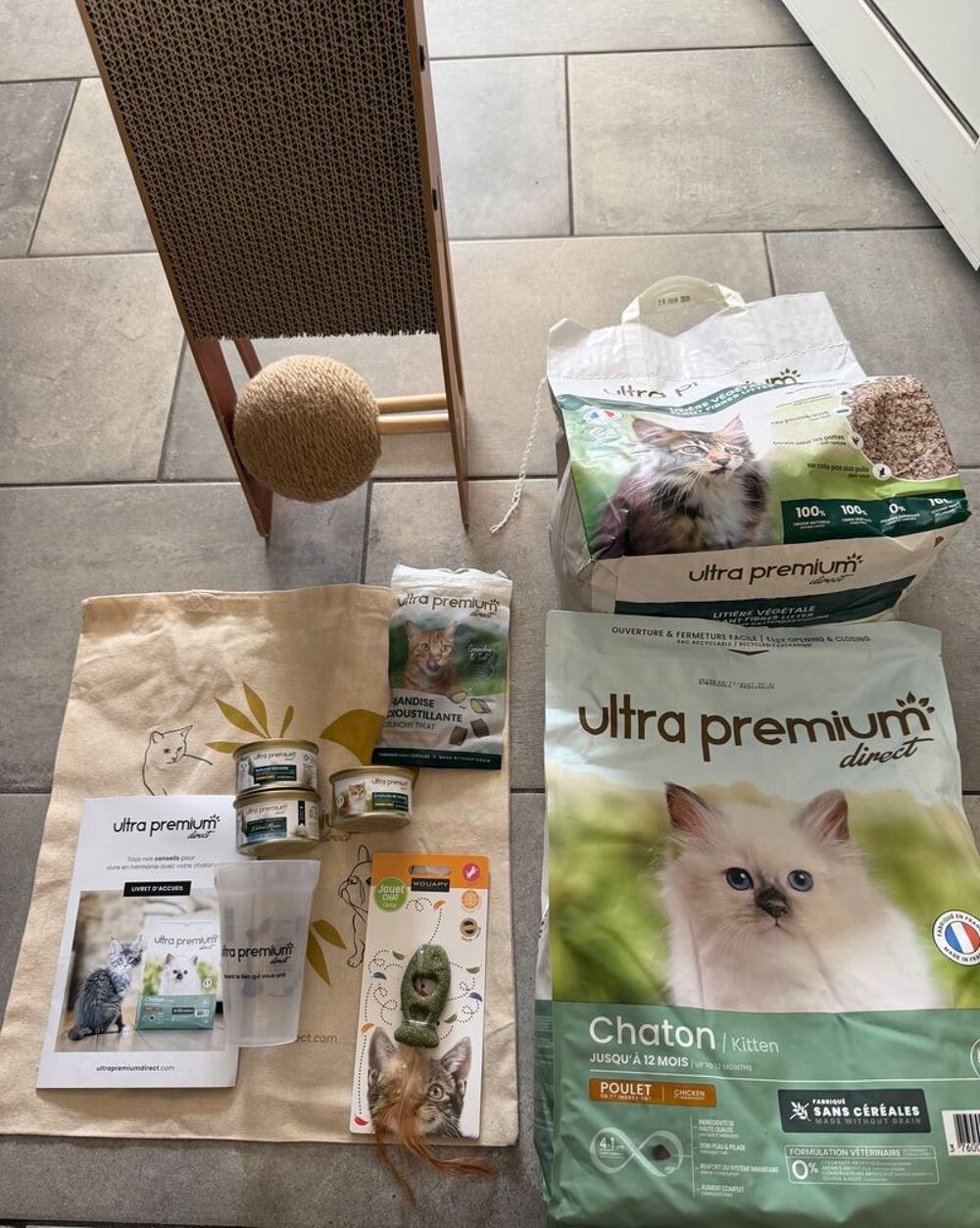   Pack  Ultra Premium ? croquettes, litière, pâtée & accessoir 
