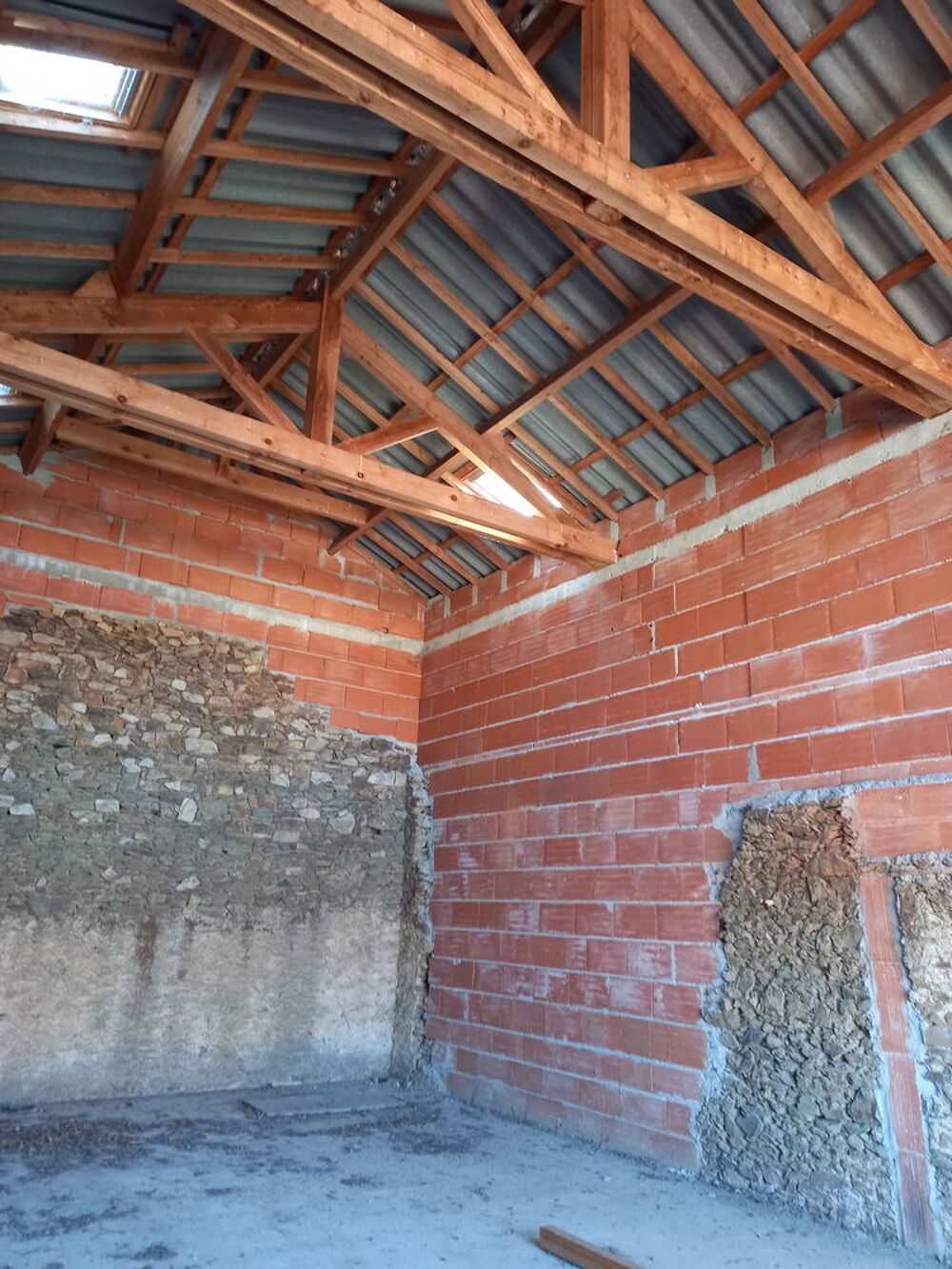 Vente Remise/Grange Grange inachevée 41200 LOT avec permis, a aménager Latouille-lentillac