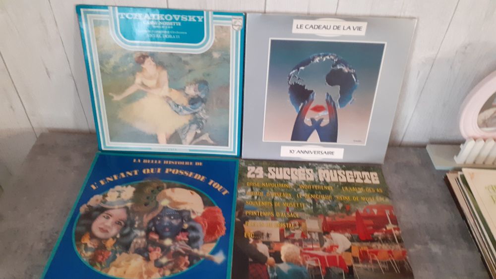 vinyl 33 tours
et 45 tours Consoles et jeux vidéos