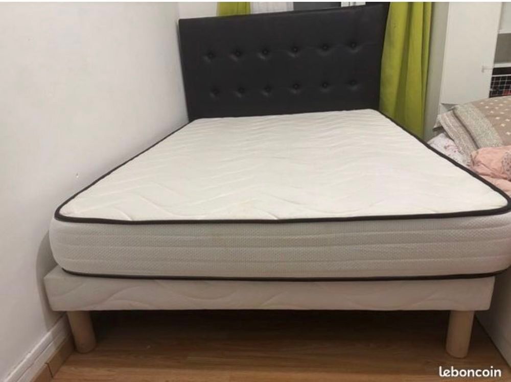 Lit sommier + T&ecirc;te de lit (noir)+ Matelas (140x200) Meubles