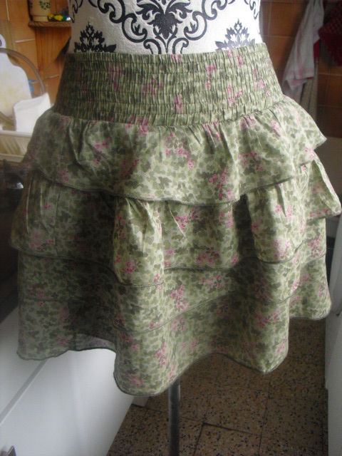 JUPE 4 volants kaki motifs fleurs roses PROMOD TAILLE 36 7 Lyon 5 (69)