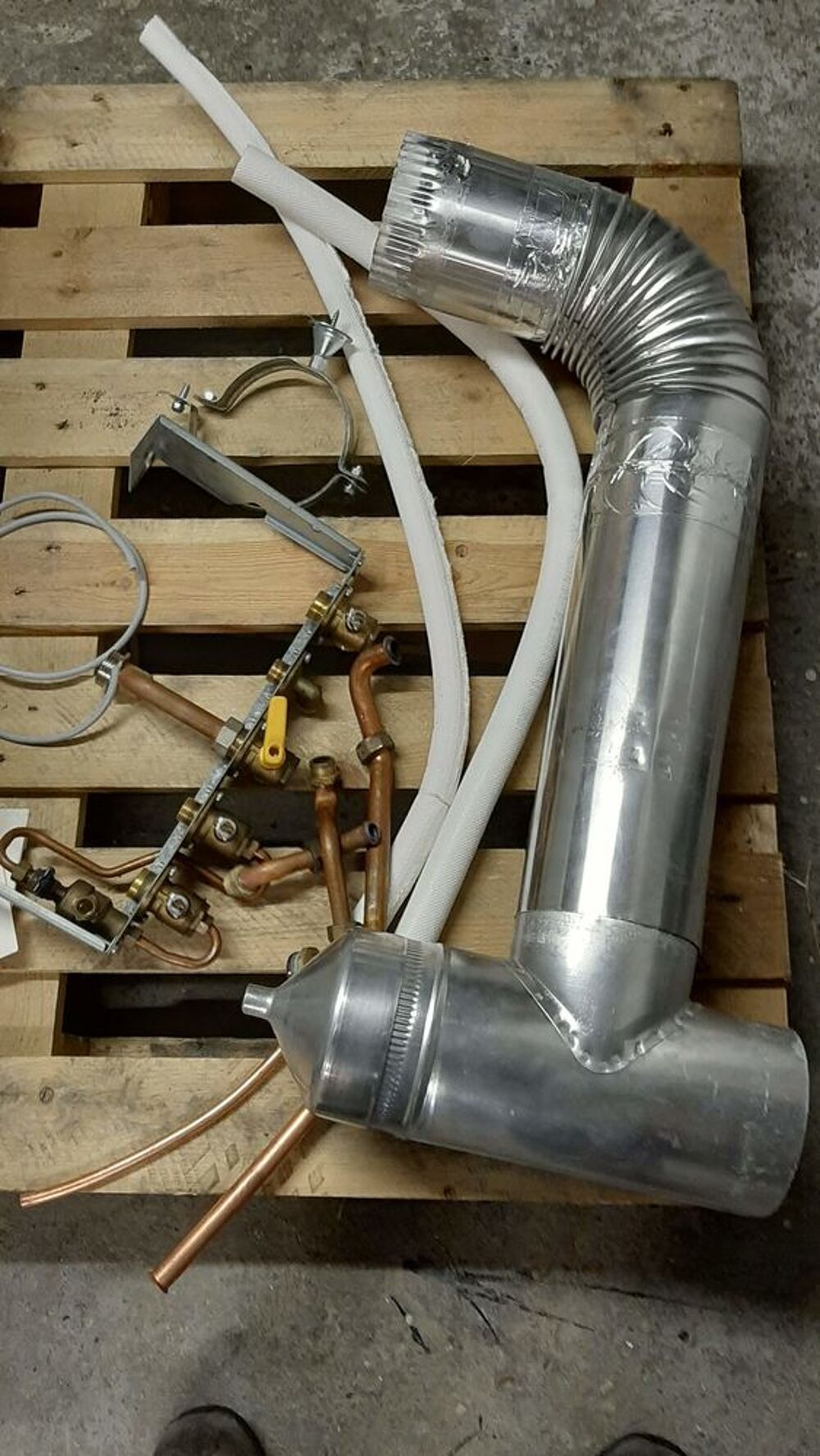 Chaudi&egrave;re &agrave; &eacute;vacuation ELM LEBLANC Electroménager