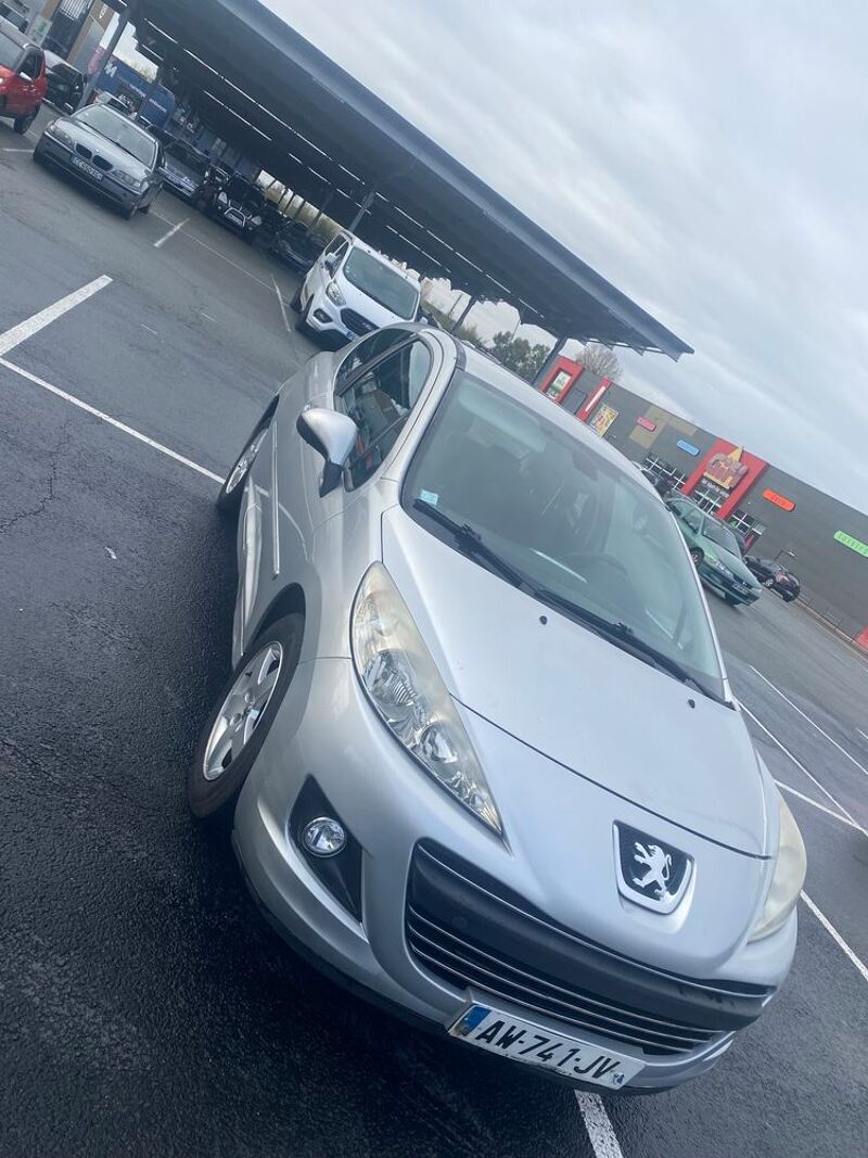 Peugeot 207 2010 occasion