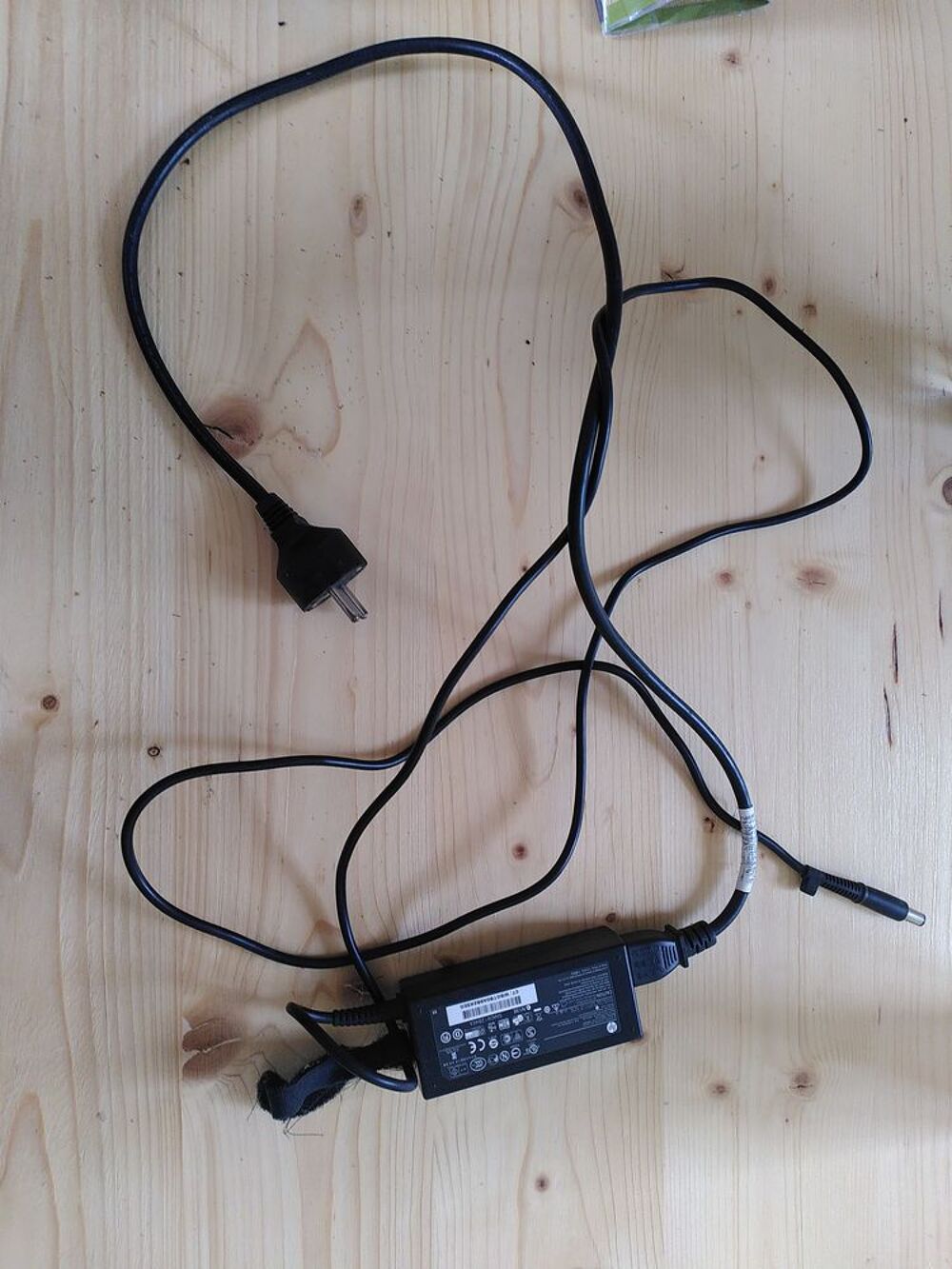 Chargeur HP Pavilion DV6 65W 18.5V 3.5A Matériel informatique