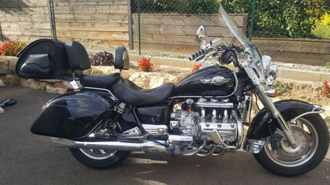 Moto HONDA 2002 occasion Charly 69390