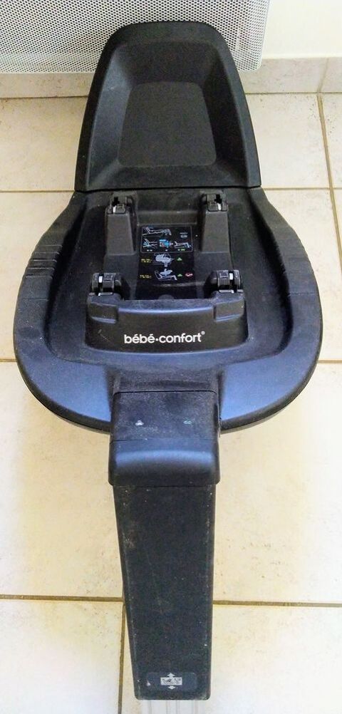 Cosy b�b�-confort + base isofix. 159 Neauphle-le-Ch�teau (78)