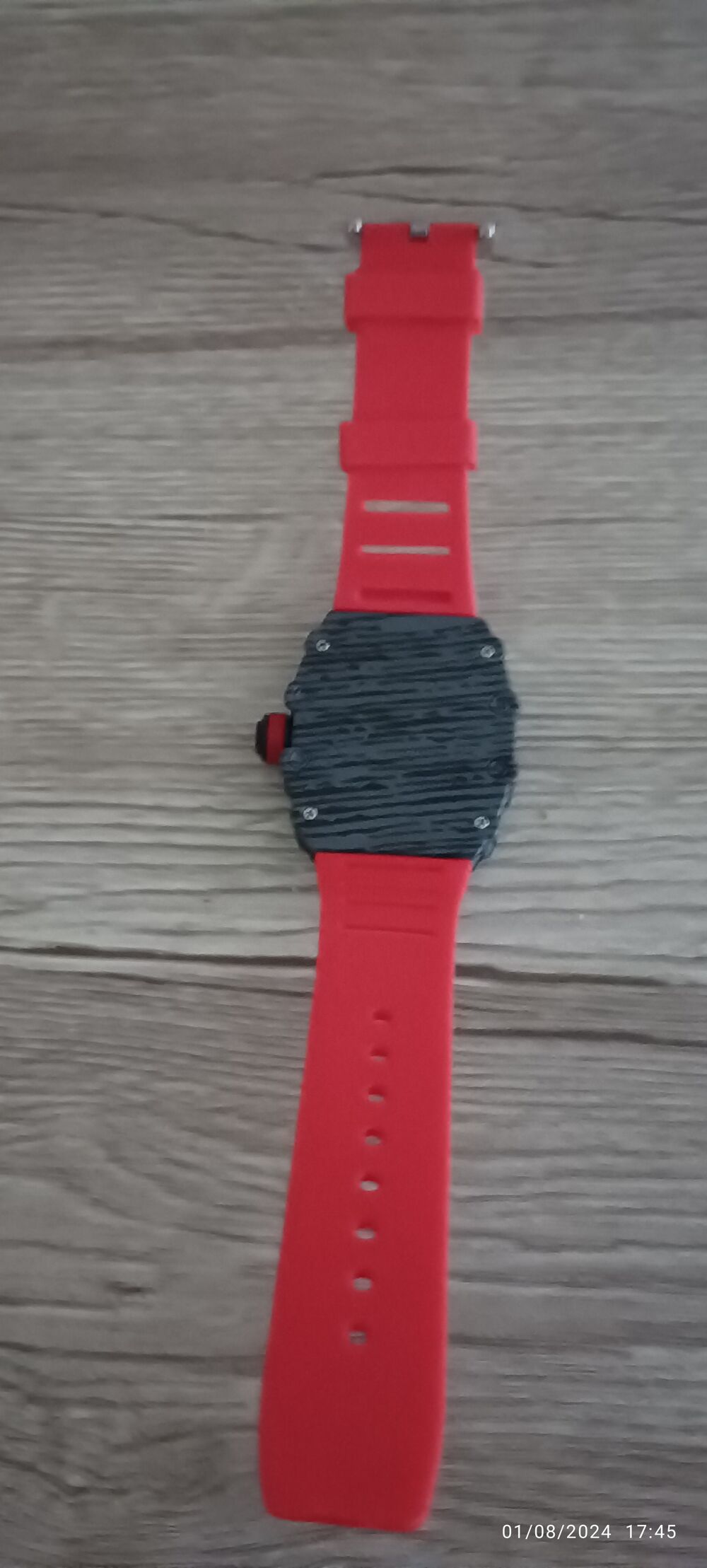 Montre sport rouge et noire quartz Bijoux et montres