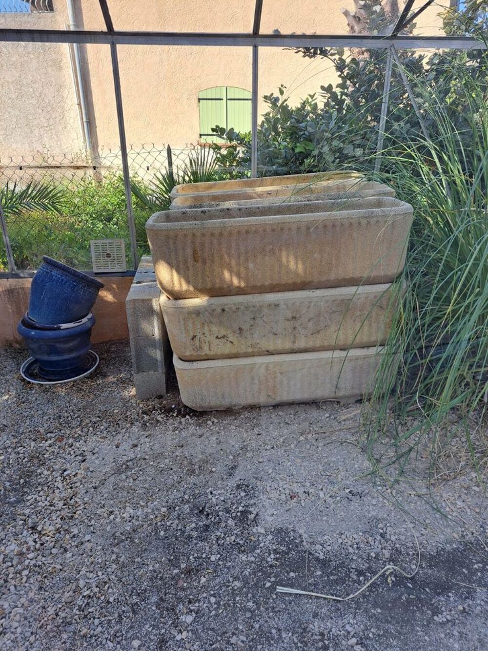 Jardini&egrave;re en pierre Jardin