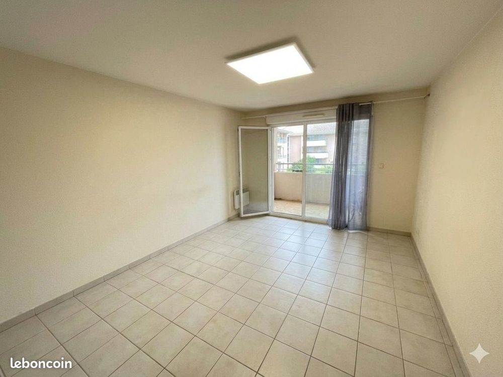 Vente Appartement Appartement T3 lumineux avec terrasse et parking - Résidence Avignon