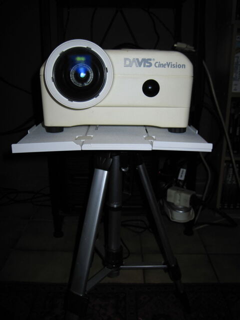 Vidoprojecteur Davis Cinvision 120 Frontignan (34)