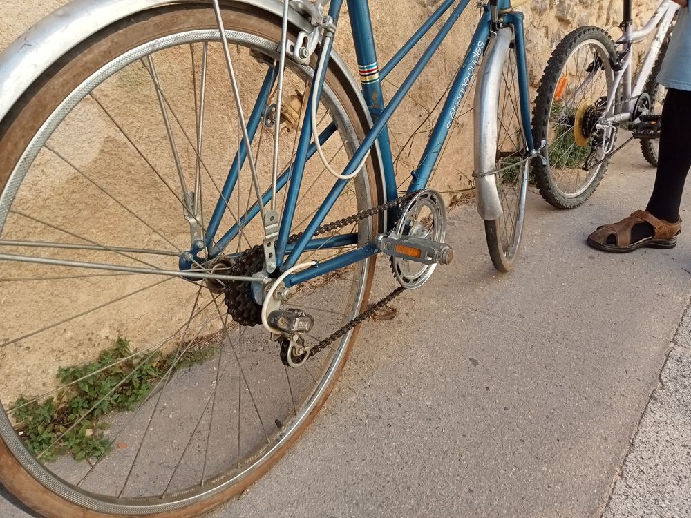 VELO Route( MANU-FRANCE Pr l LE BENIN Vélos