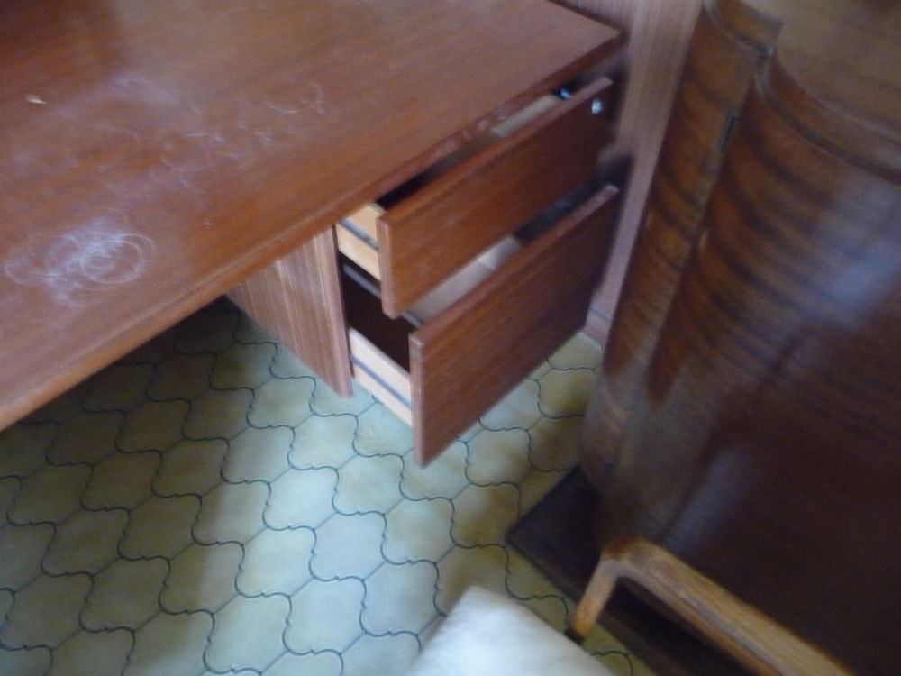 bureau +++++ Meubles