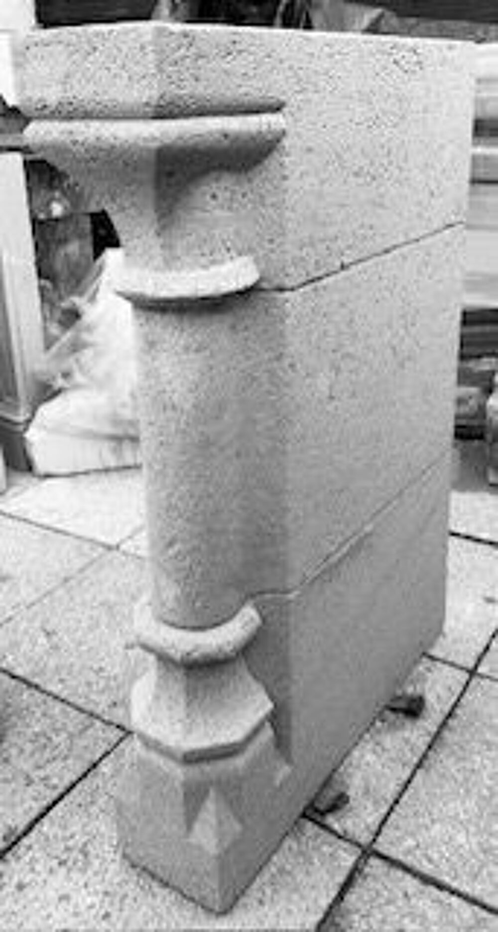 Chemin&eacute;e de style gothique Bricolage