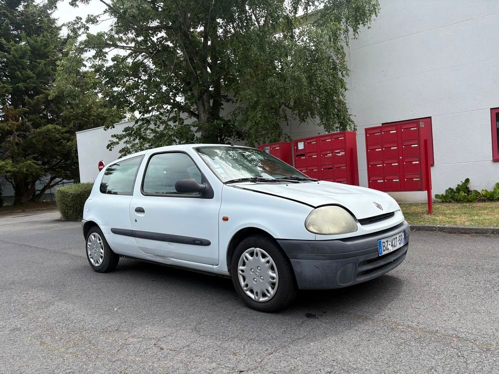 Clio II CLIO SOCIETE 1.9 D - 55 2000 occasion 95610 &Eacute;ragny