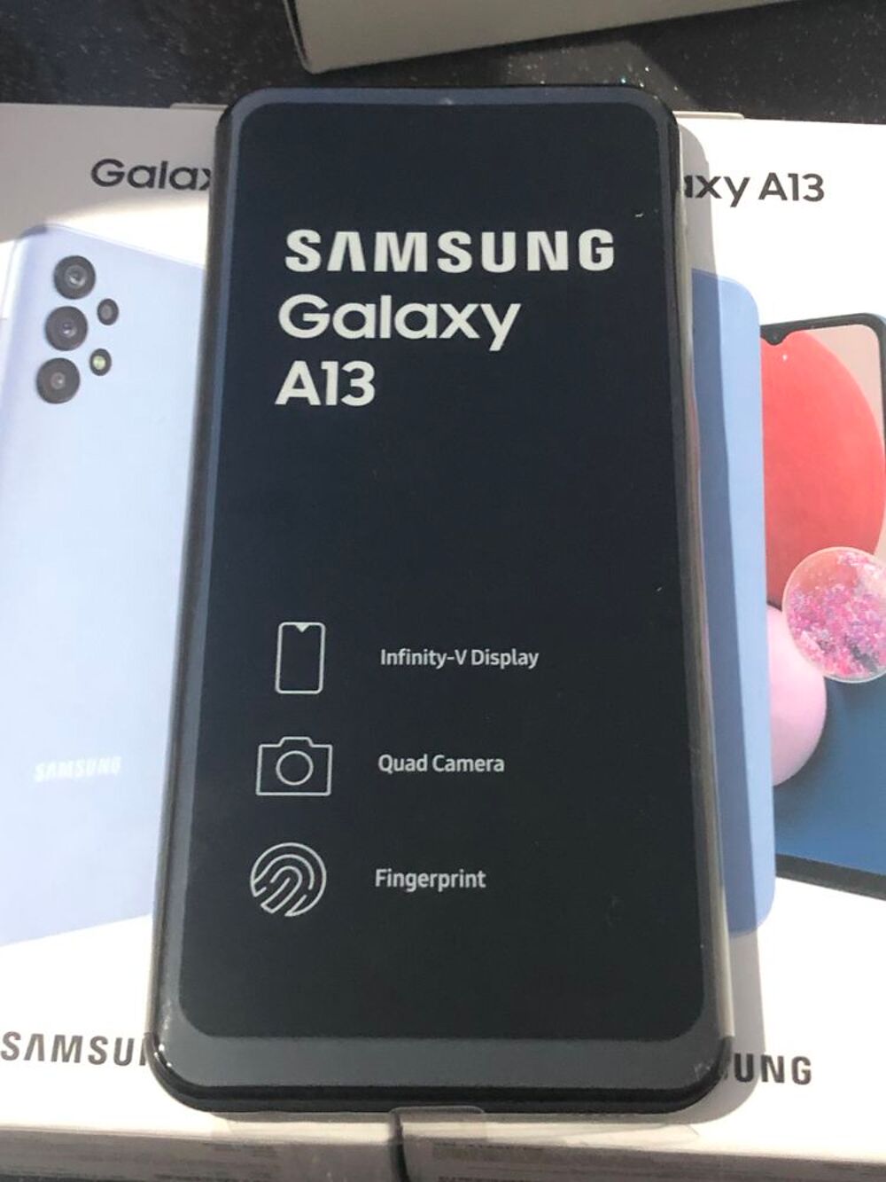 Samsung Galaxy A13 64 Gb Neuf Téléphones et tablettes