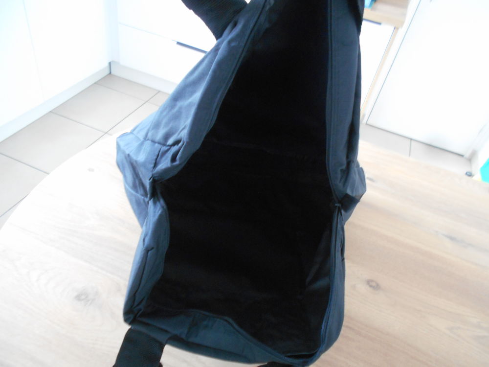 Sac pliable noir marque TRAVELLER4S CHOISE NEUF Maroquinerie