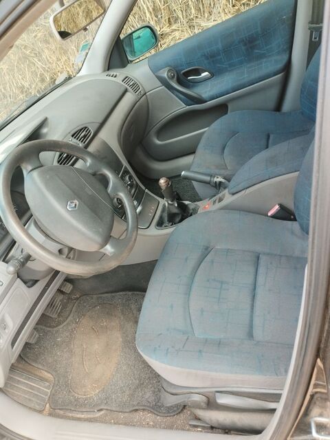 Renault Laguna II Laguna 1.6i 16V Authentique 2002 occasion Lesquin 59810