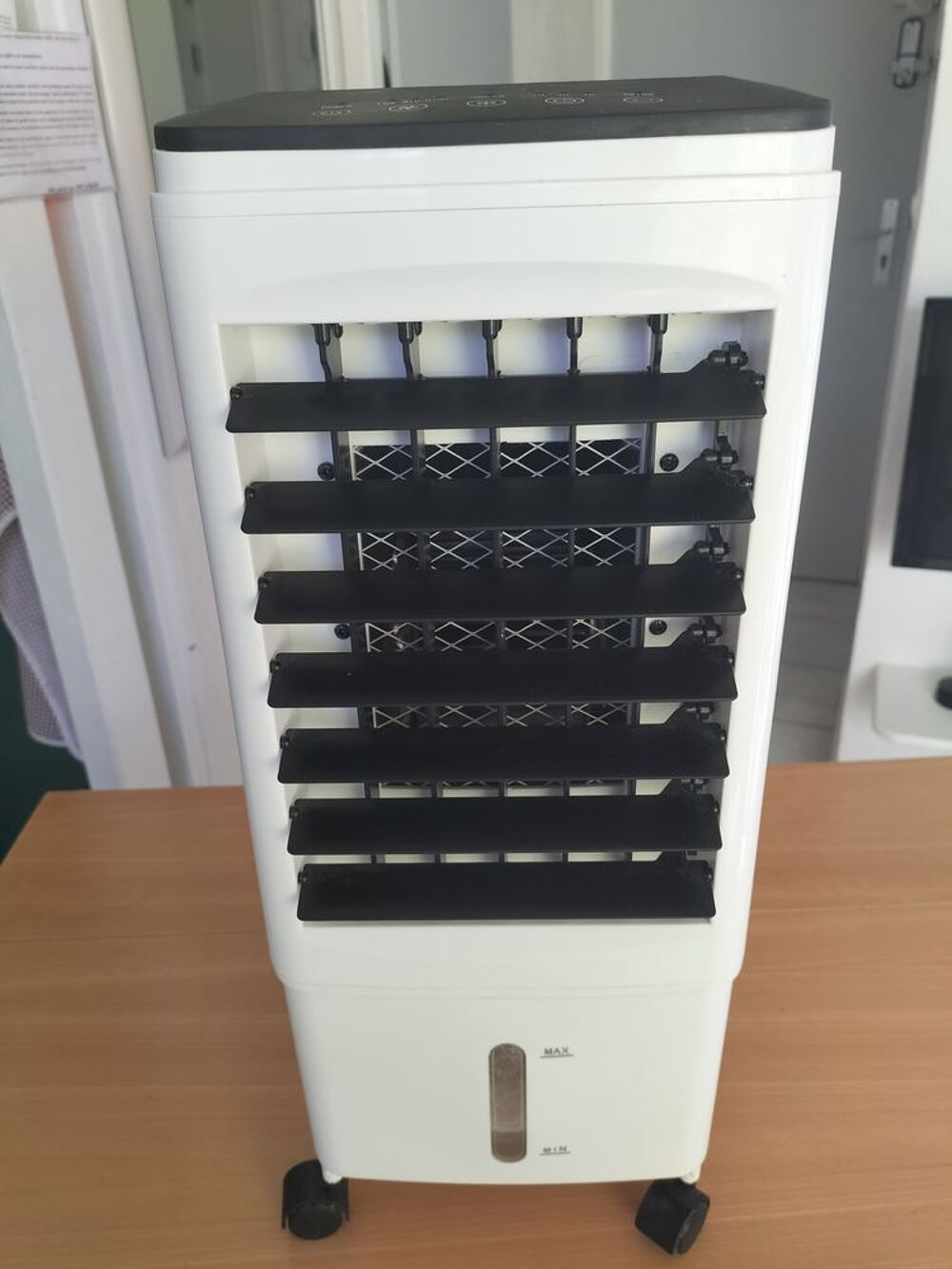 Rafra&icirc;chisseur d' air tr&egrave;s bon &eacute;tat 35€. Electroménager