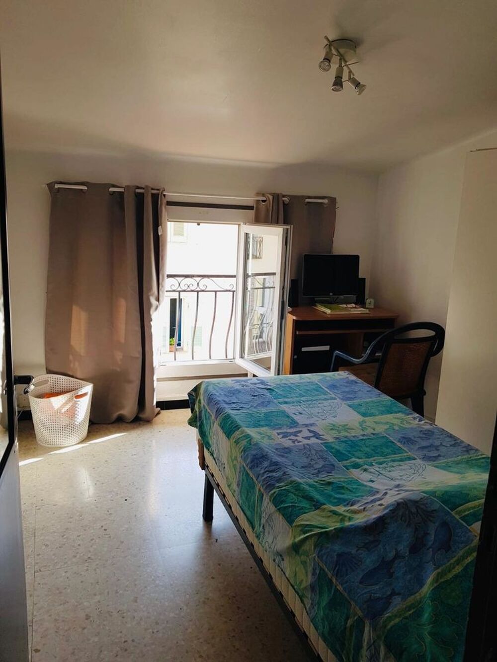 Vente Appartement Charmant appartement de 30 m2 ? A Saint-Vallier-de-Thiey Saint-vallier-de-thiey