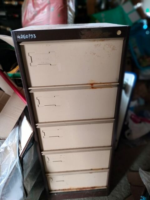 meuble rangement industriel ancien � 5 clapets 20 Vertou (44)