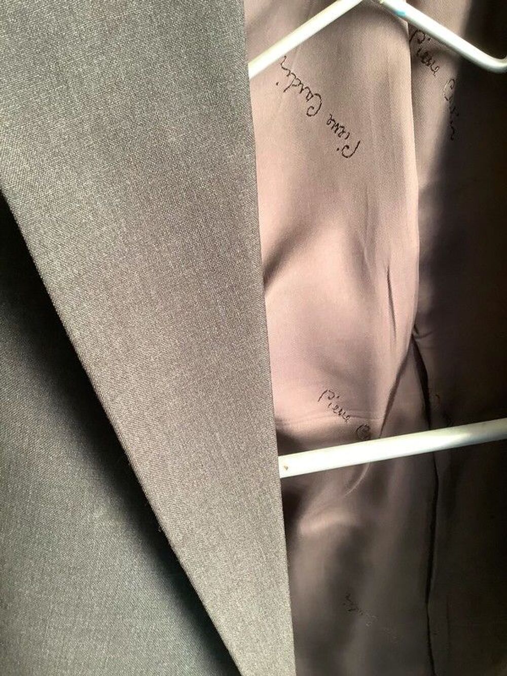 Veste blazer Pierre Cardigan pour homme T48
Vêtements