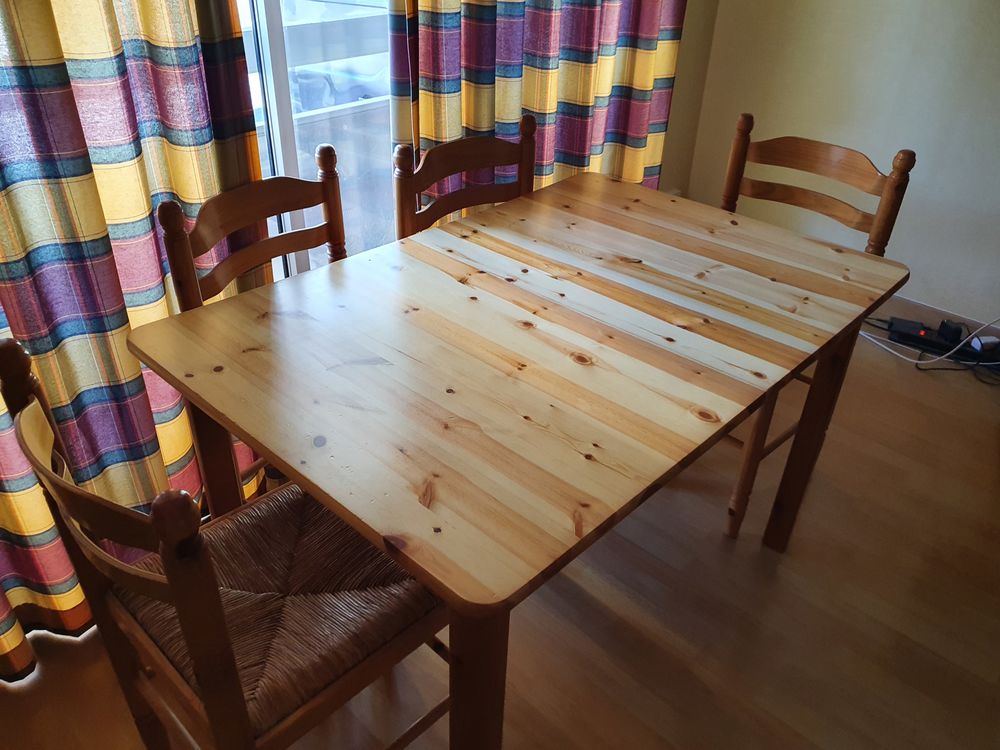 table en pin massif Meubles