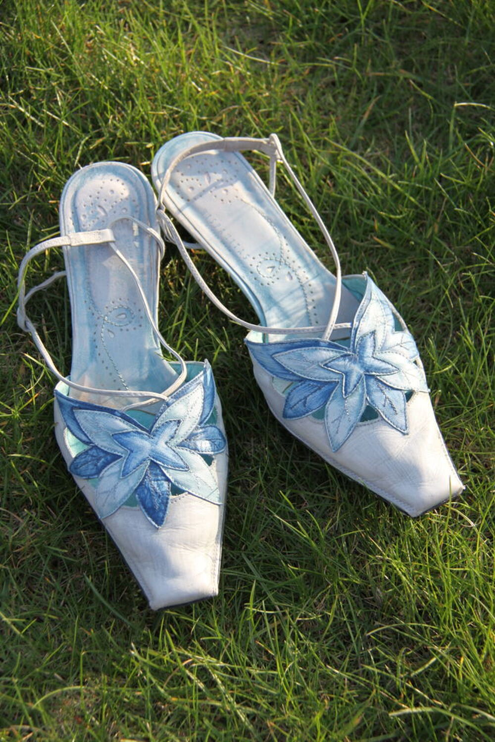 CHAUSSURS HISPANITAS TAILLE 39 ETAT NEUF Chaussures