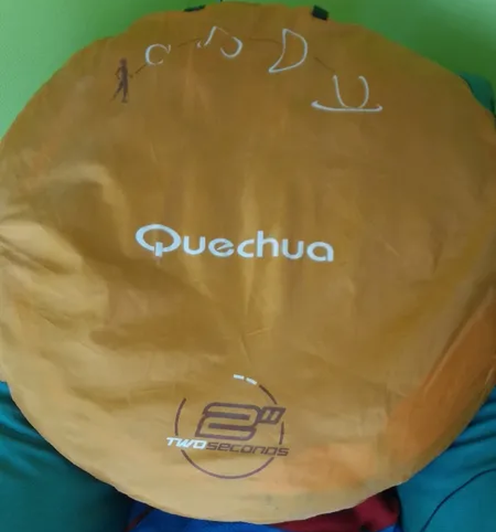 Tente Quechua - 2 personnes - Tr&egrave;s bon &eacute;tat
Sports