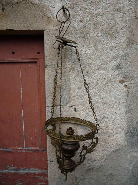 Suspension opaline rose 65 Castres (81)