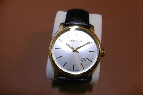 Montre Suisse Wenger NEUVE jamais porte 125 La Chapelle-sur-Erdre (44)