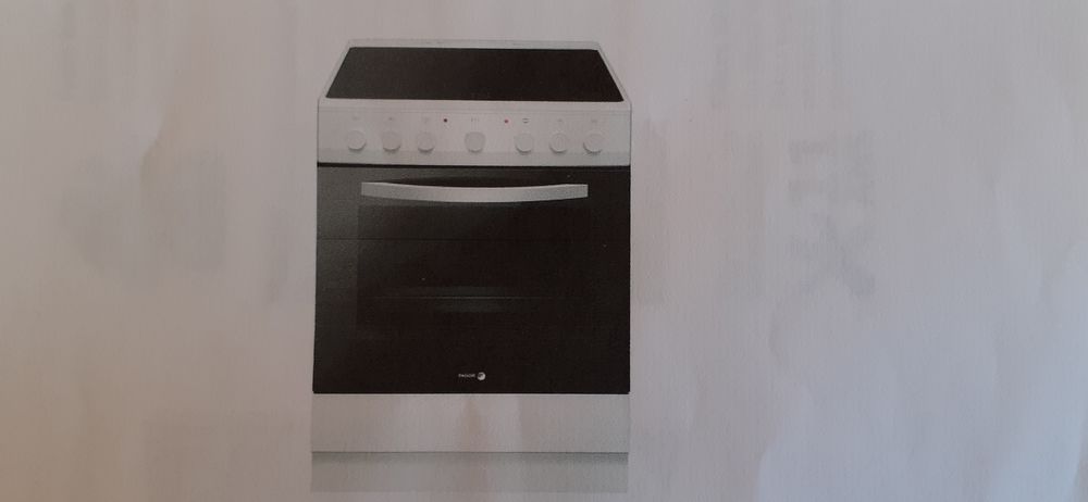 Cuisini&egrave;re Vitroc&eacute;ramique FAGOR neuve Electroménager