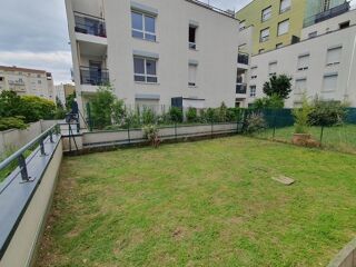  Appartement  vendre 2 pices 41 m Lyon