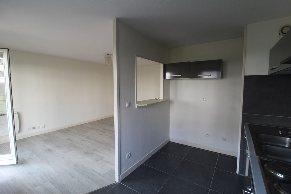 Location Appartement T2 en rez de terrasse Grenoble