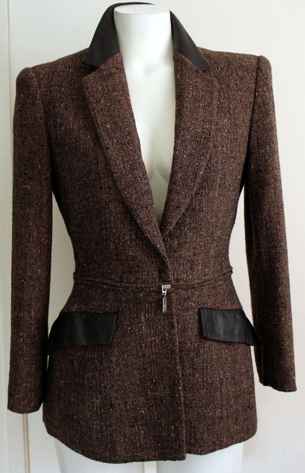 Veste zipp&eacute;e modulable empi&egrave;cements cuir CLAUDE MONTANA 1990 Vêtements