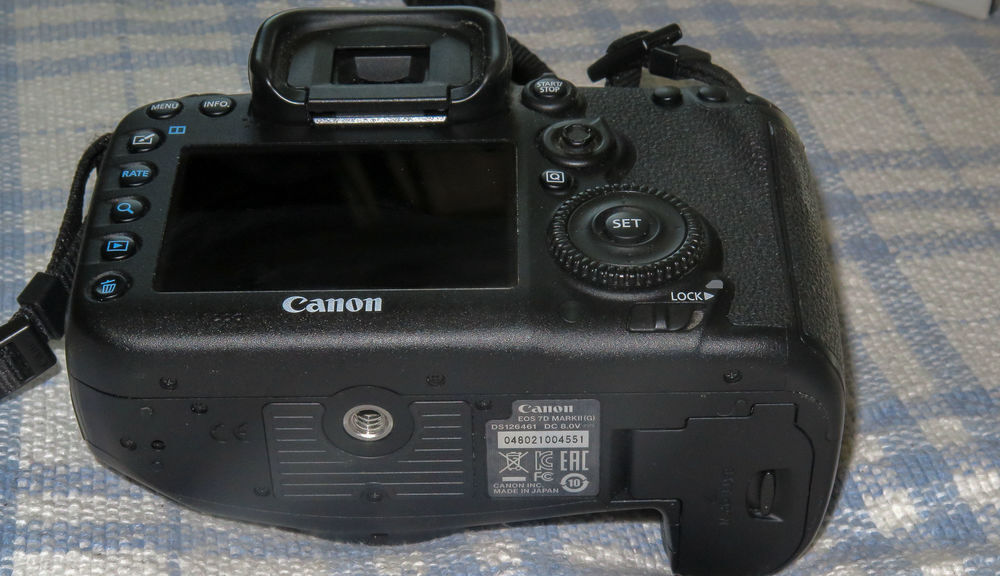 Boitier Canon EOS D7 MK 2 COMME NEUF. Photos/Video/TV