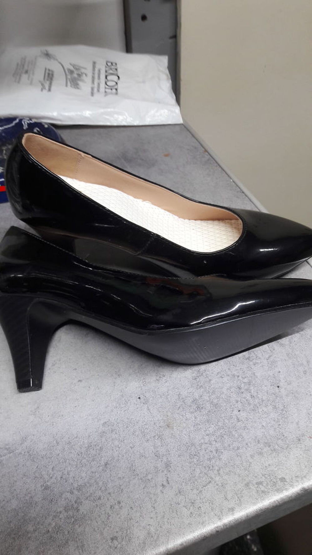 chaussure noir a talon Chaussures