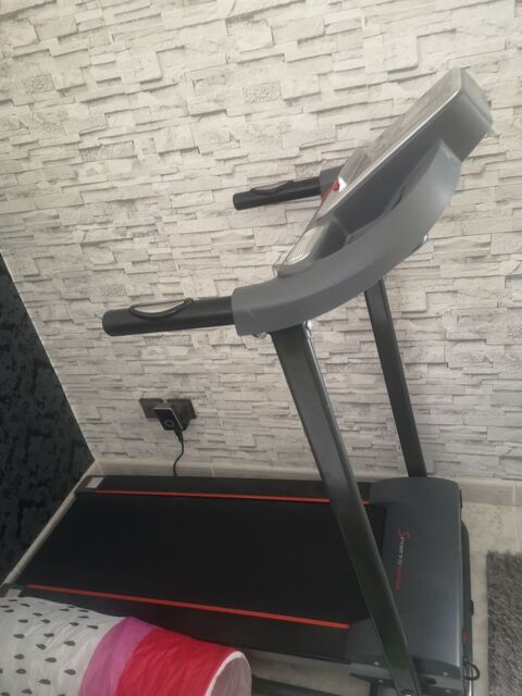 Tapis de course 140 Le Page-de-Roussillon (38)