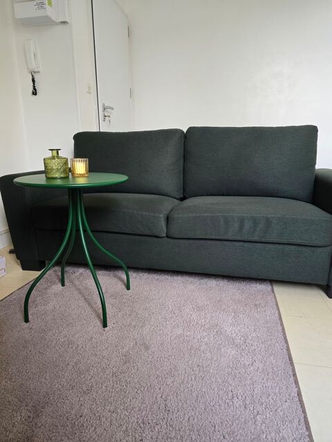 Canap fixe trois places 220 La Fert-Gaucher (77)