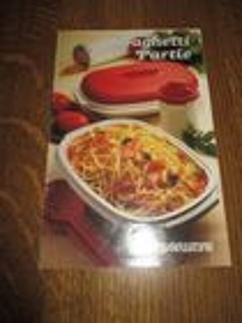 Livre spaghetti partie tupperware et autres moules 9 Mérignies (59)