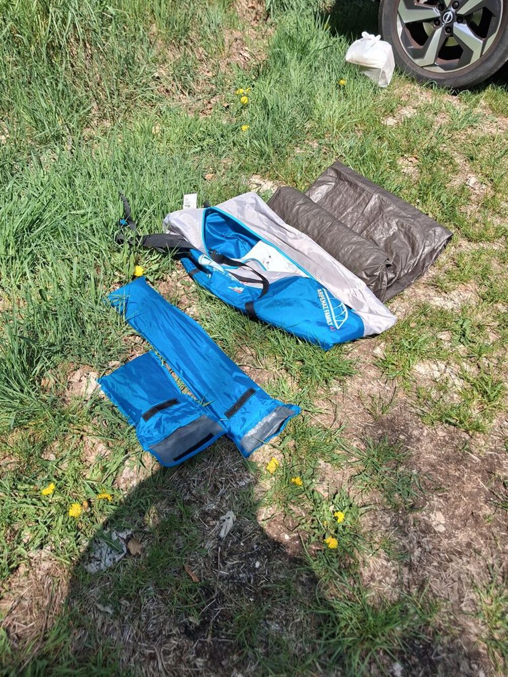 Tente de camping compl&egrave;te. Sports