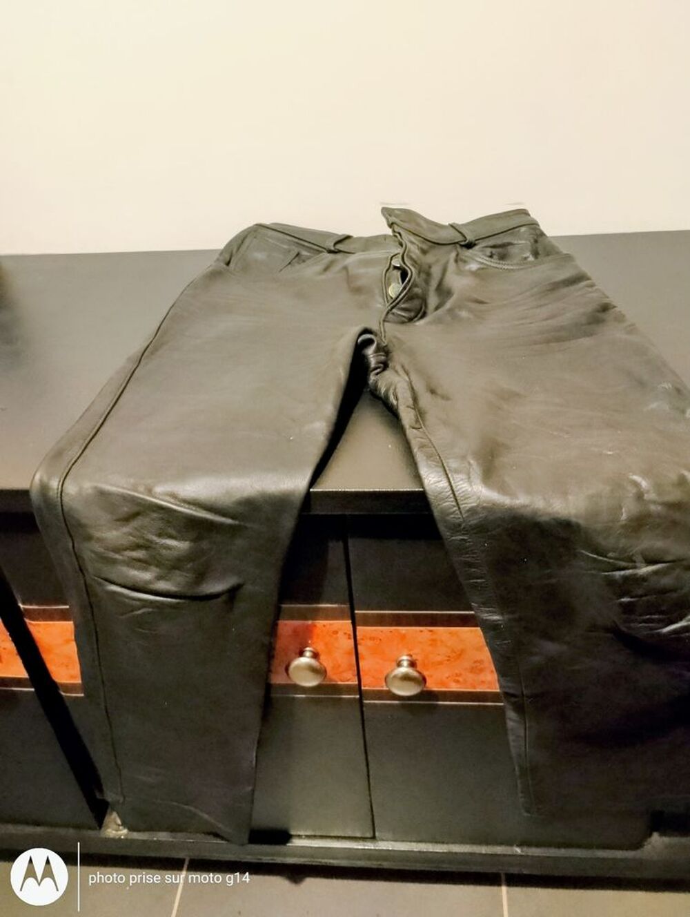Pantalon en cuir BAISSE DE PRIX Vêtements