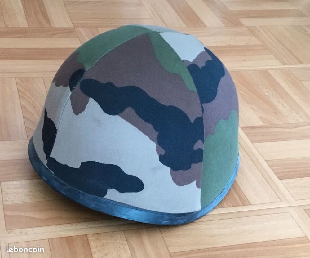 V&ecirc;tements militaire Vêtements