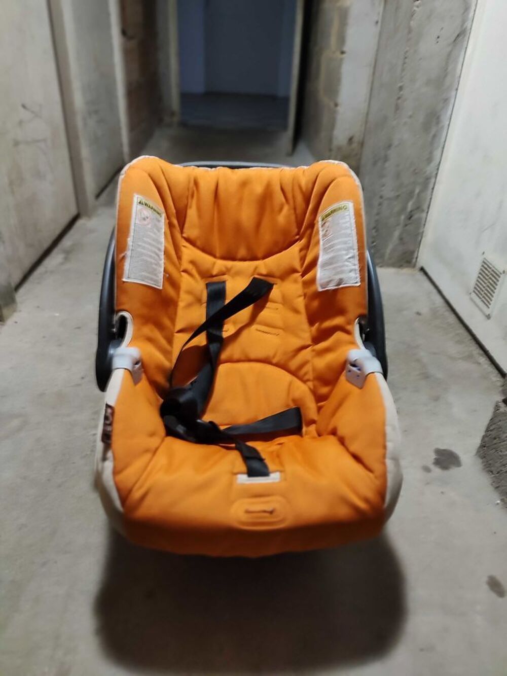 Poussette Landau Si&egrave;ge auto Pu�riculture