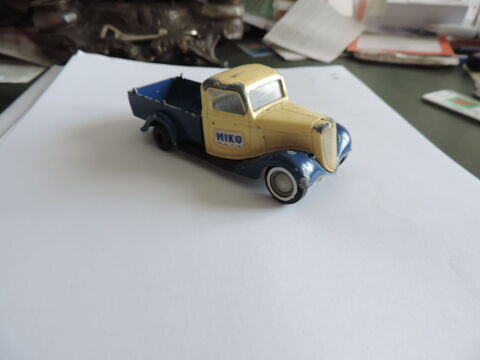 SOLIDO -CAMION BERLIET ANCIEN  MIKO   -  Echelle : 1/43 ème. 8 Albi (81)