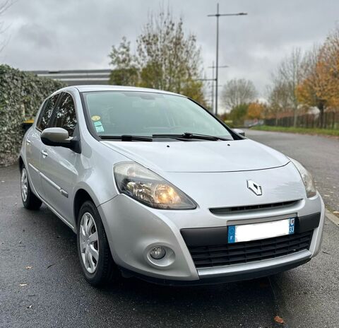 Renault Clio III dCi 85 98g eco2 Night&Day Euro 4 2011 occasion Enghien-les-Bains 95880