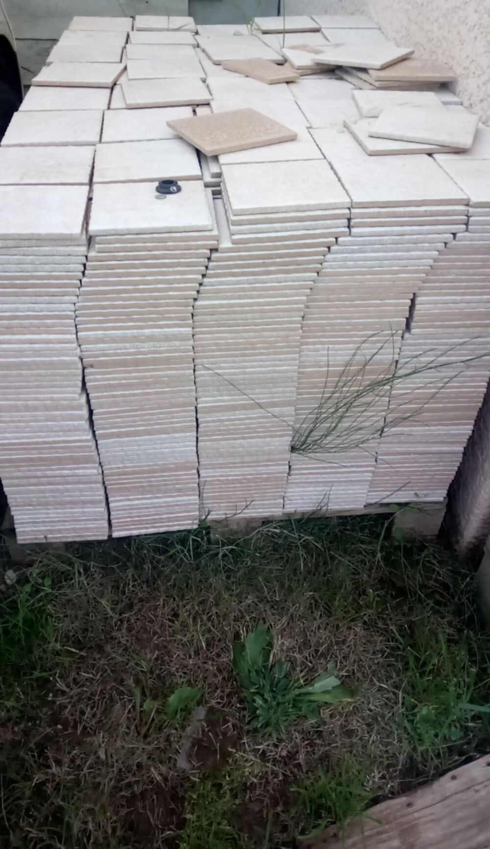 Faience ou carrelage sole 14,7 x14,7 cm , 2 pallettes 50m2 Bricolage