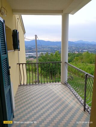  Ferme � vendre 6 pi�ces 90 m� Matelica, macerata, italie