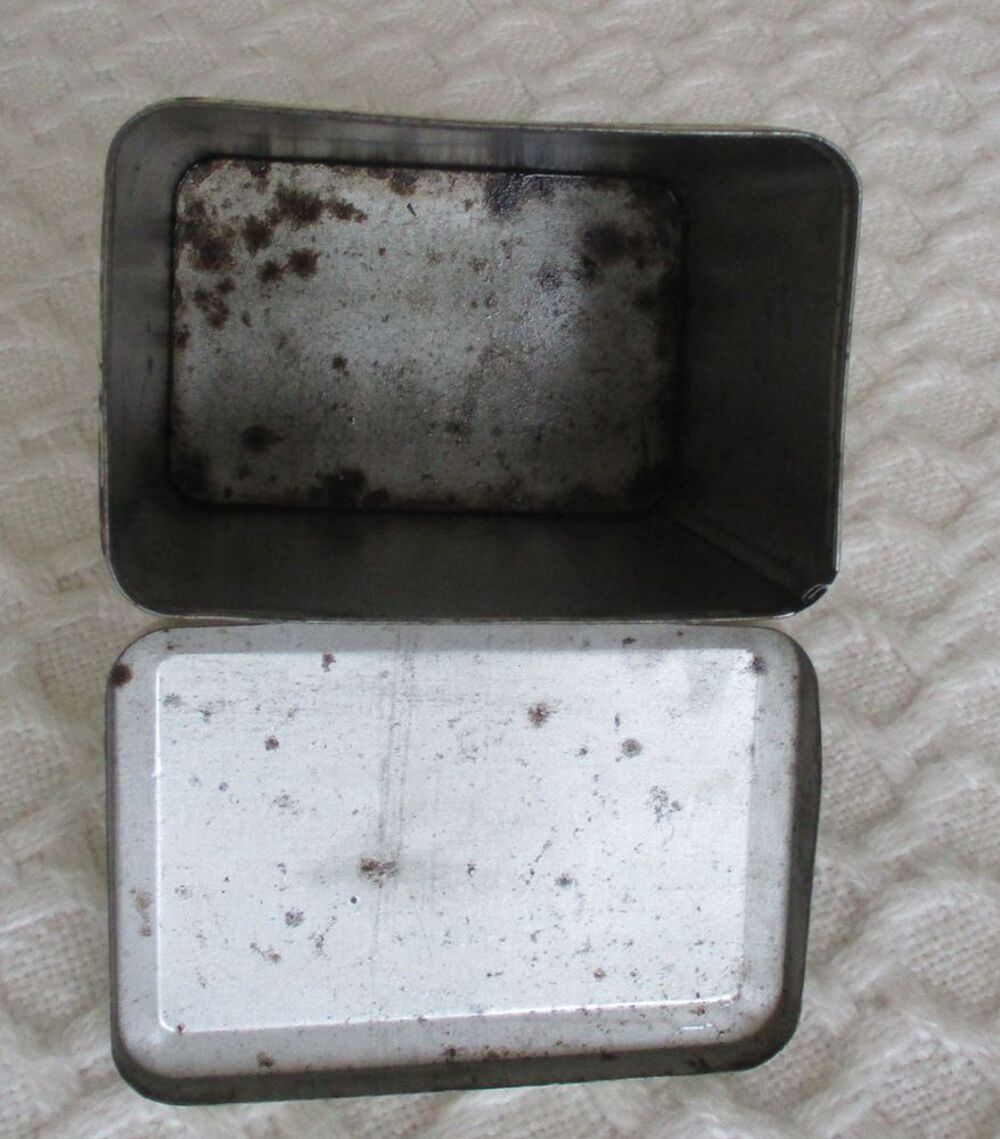 LOT 2 BOITES A SUCRE METAL ANCIENNES 