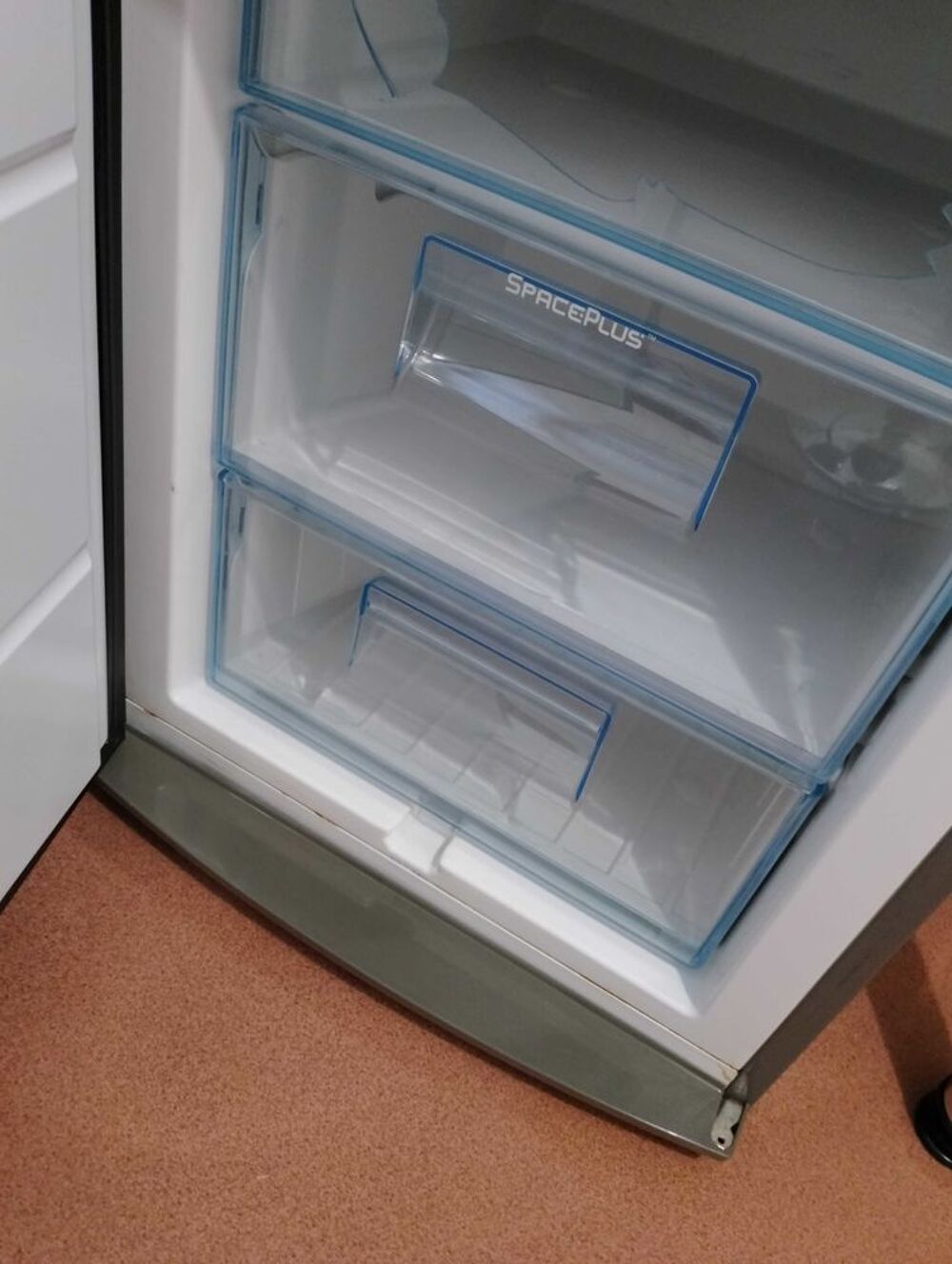 r&eacute;frig&eacute;rateur cong&eacute;lateur Electrolux Electroménager